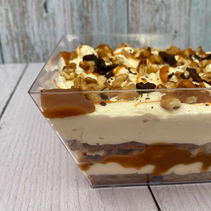 Copón de café, manjar y nueces